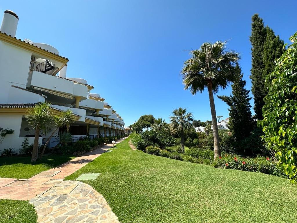 The Golden House, Calahonda Golf Apartment Sitio de Calahonda Екстериор снимка